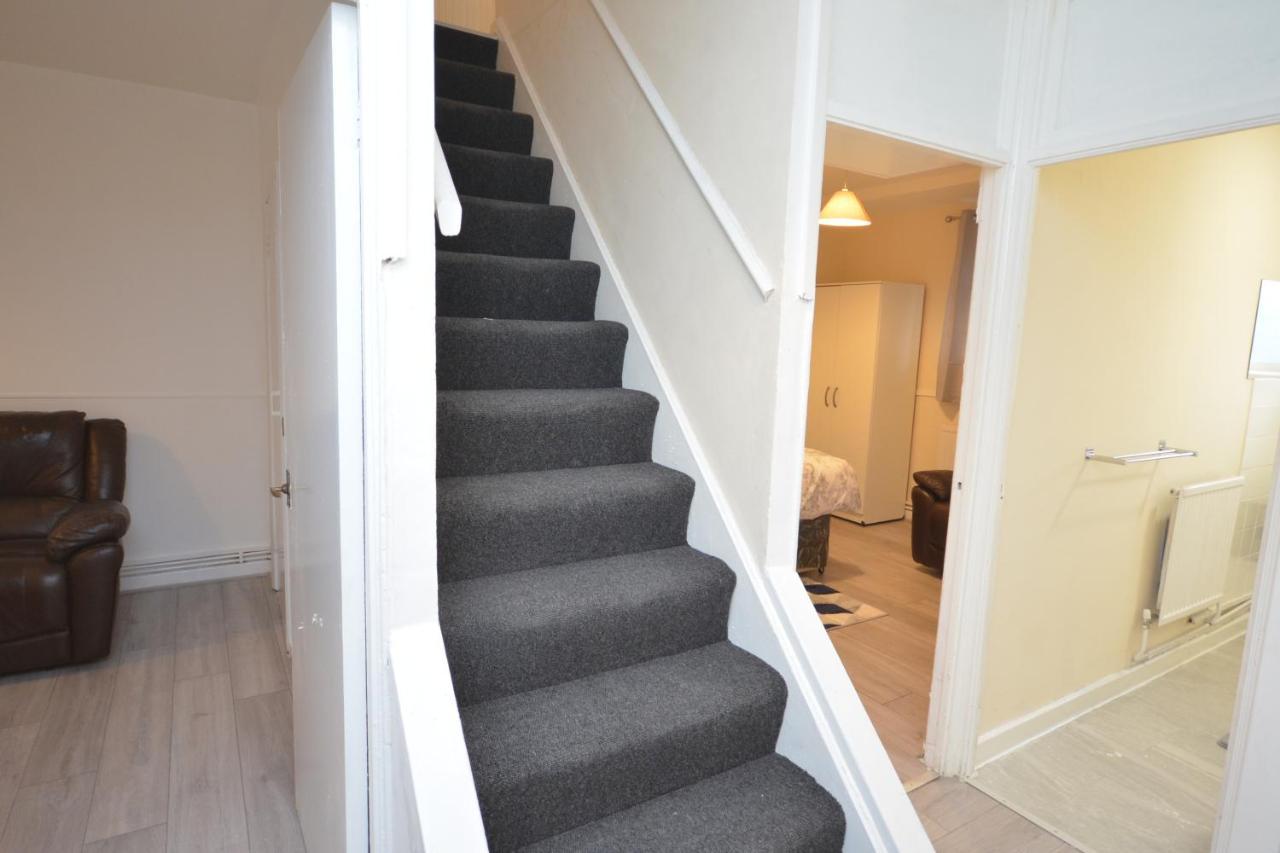 London Zone 1, 3Bedroom Maisonette With A View Bagian luar foto