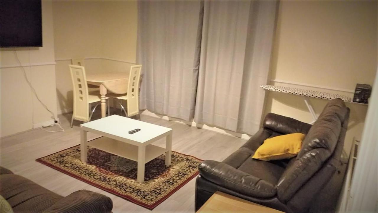 London Zone 1, 3Bedroom Maisonette With A View Bagian luar foto