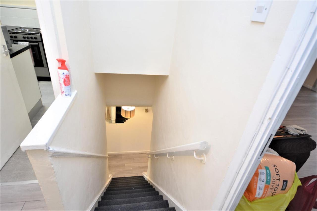 London Zone 1, 3Bedroom Maisonette With A View Bagian luar foto
