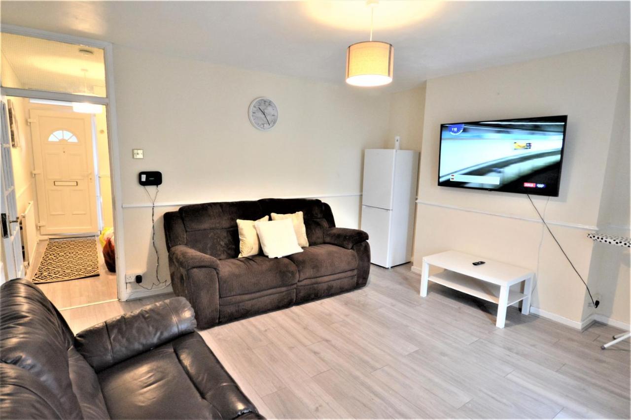 London Zone 1, 3Bedroom Maisonette With A View Bagian luar foto